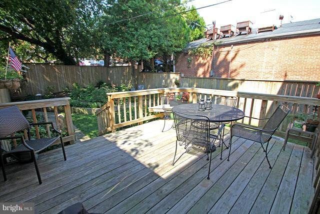 Townhouse for rent at 711 S Columbus St, Alexandria, VA 22314