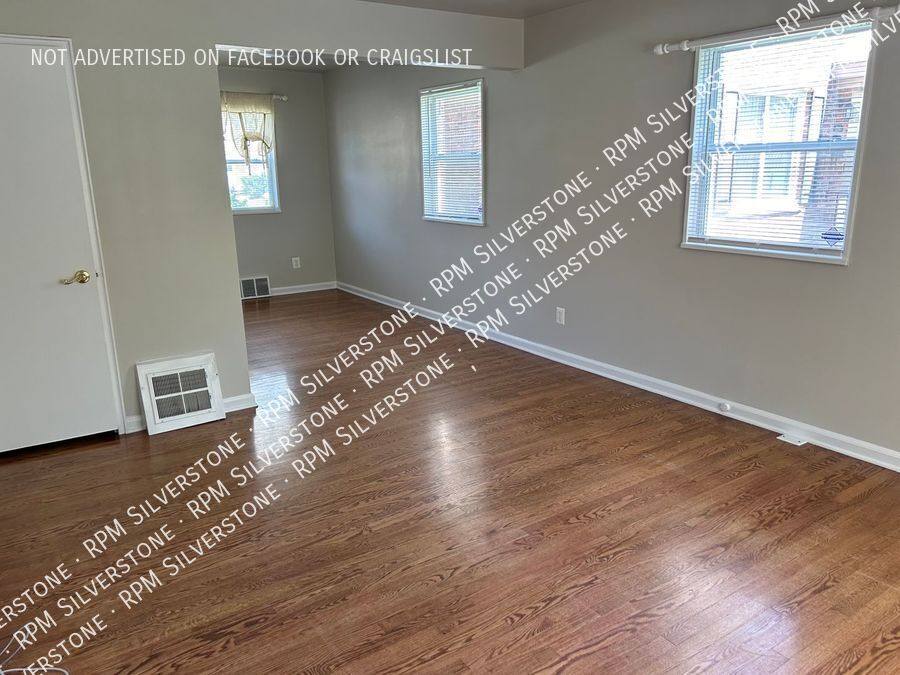 Condo for rent at 3282 Coolidge Highway, Royal Oak, MI 48073