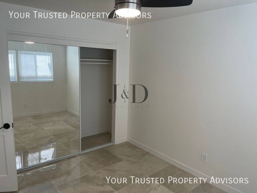 Apartment for rent at 4915 Coconino Way, San Diego, CA 92117