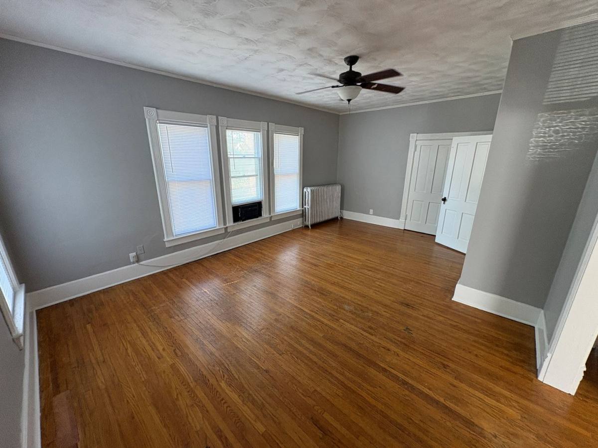Apartment for rent at 2960 P St, Lincoln, NE 68503