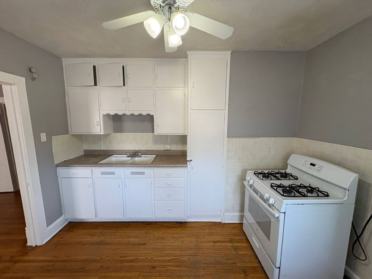 Apartment for rent at 2960 P St, Lincoln, NE 68503