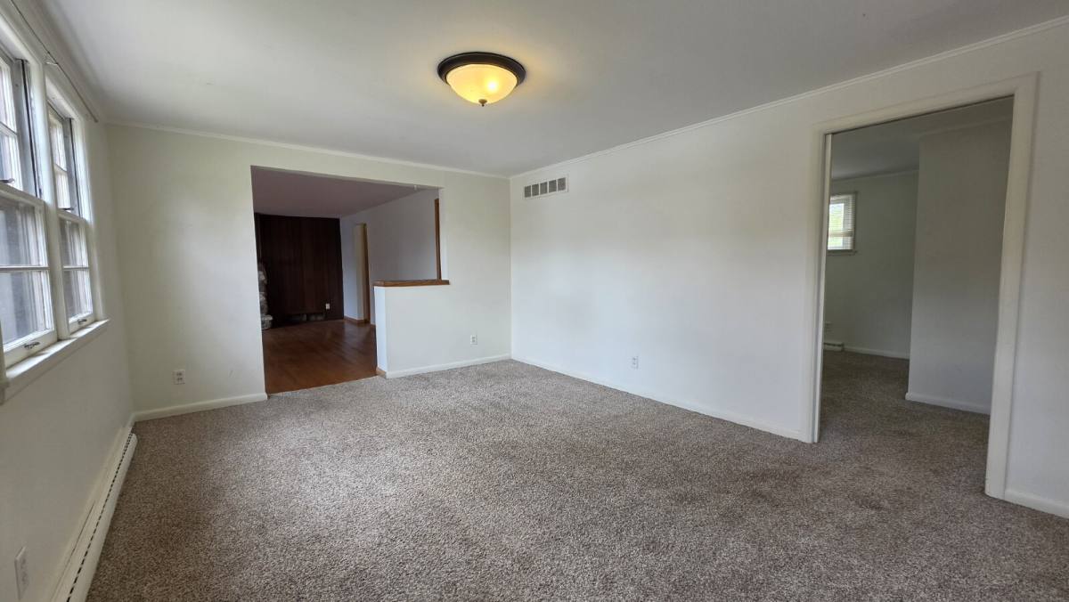 Apartment for rent at 314 Milwaukee St #1, Menasha, WI 54952