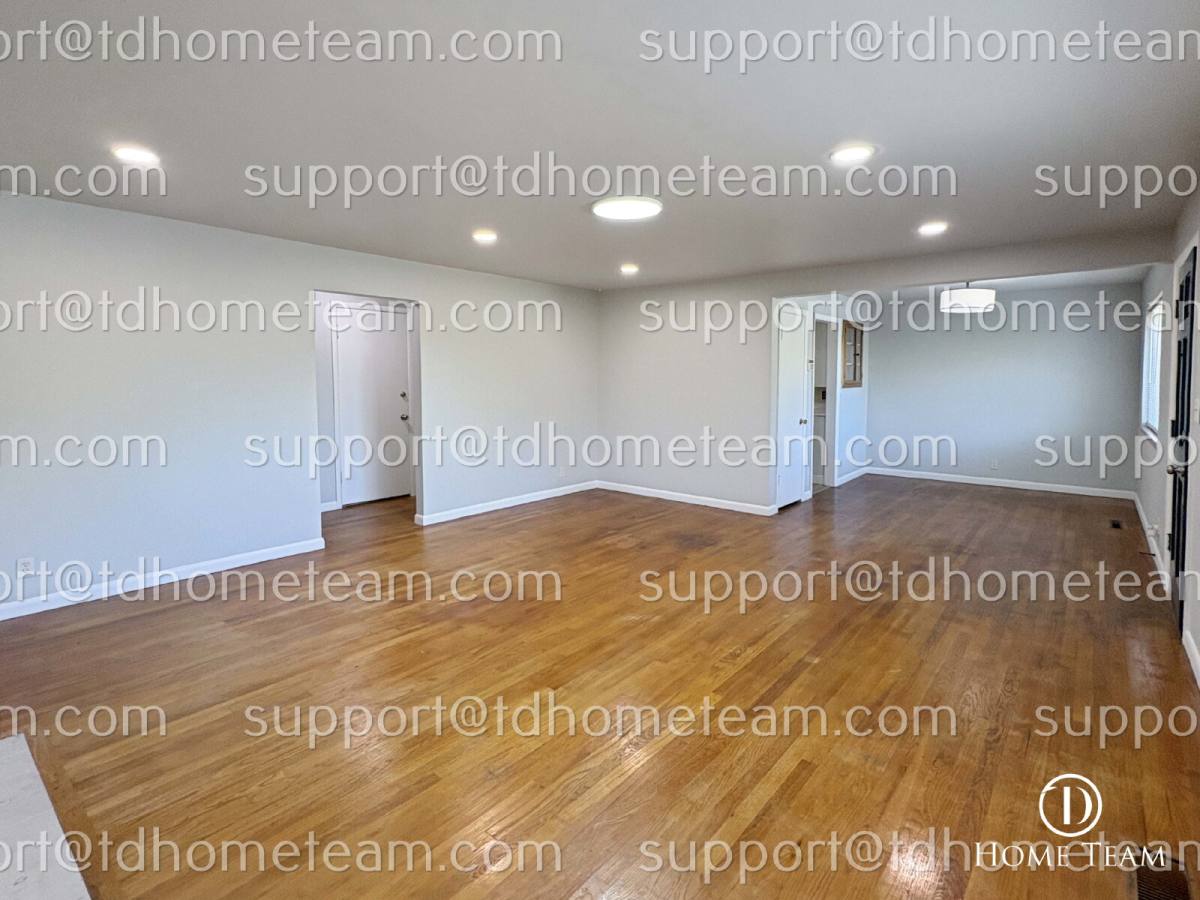 Townhouse for rent at 10228 4th Ave S #A, Seattle, WA 98168