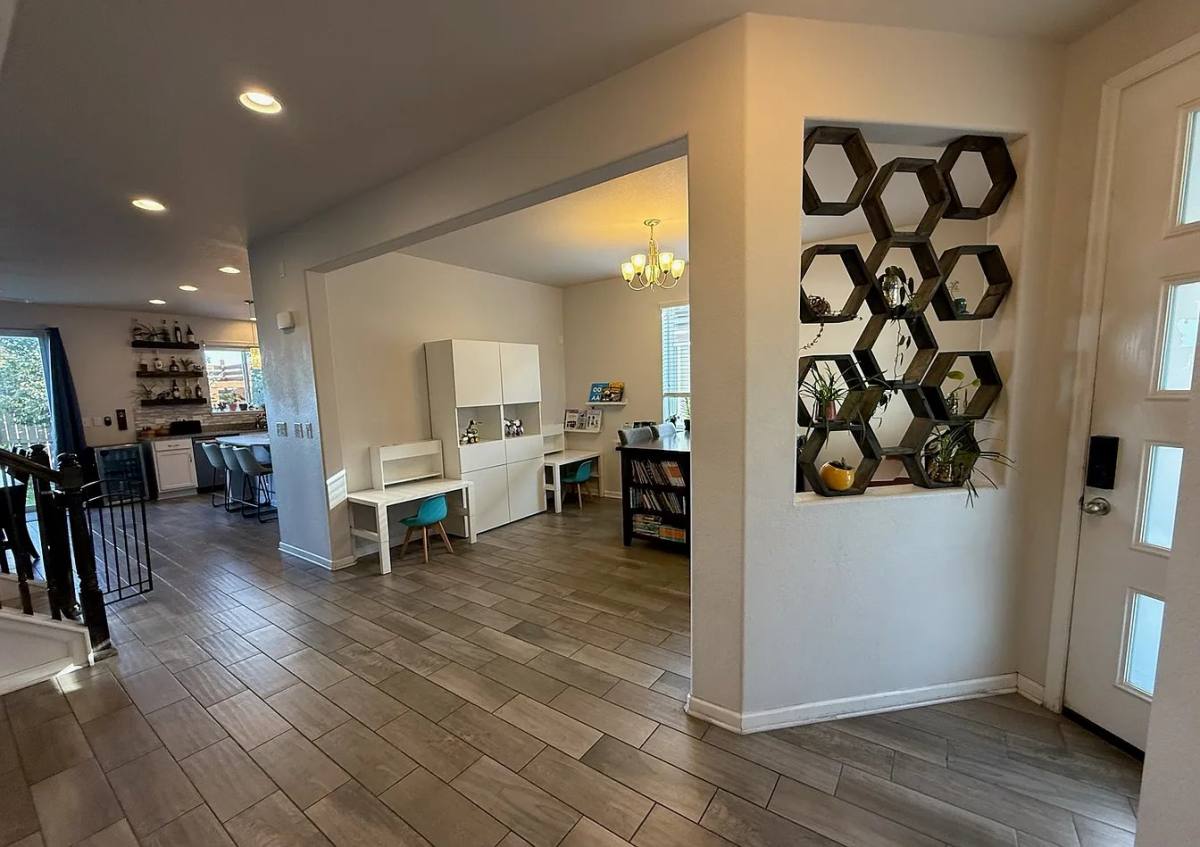 Apartment for rent at 9851 W Rice Ave, Littleton, CO 80123