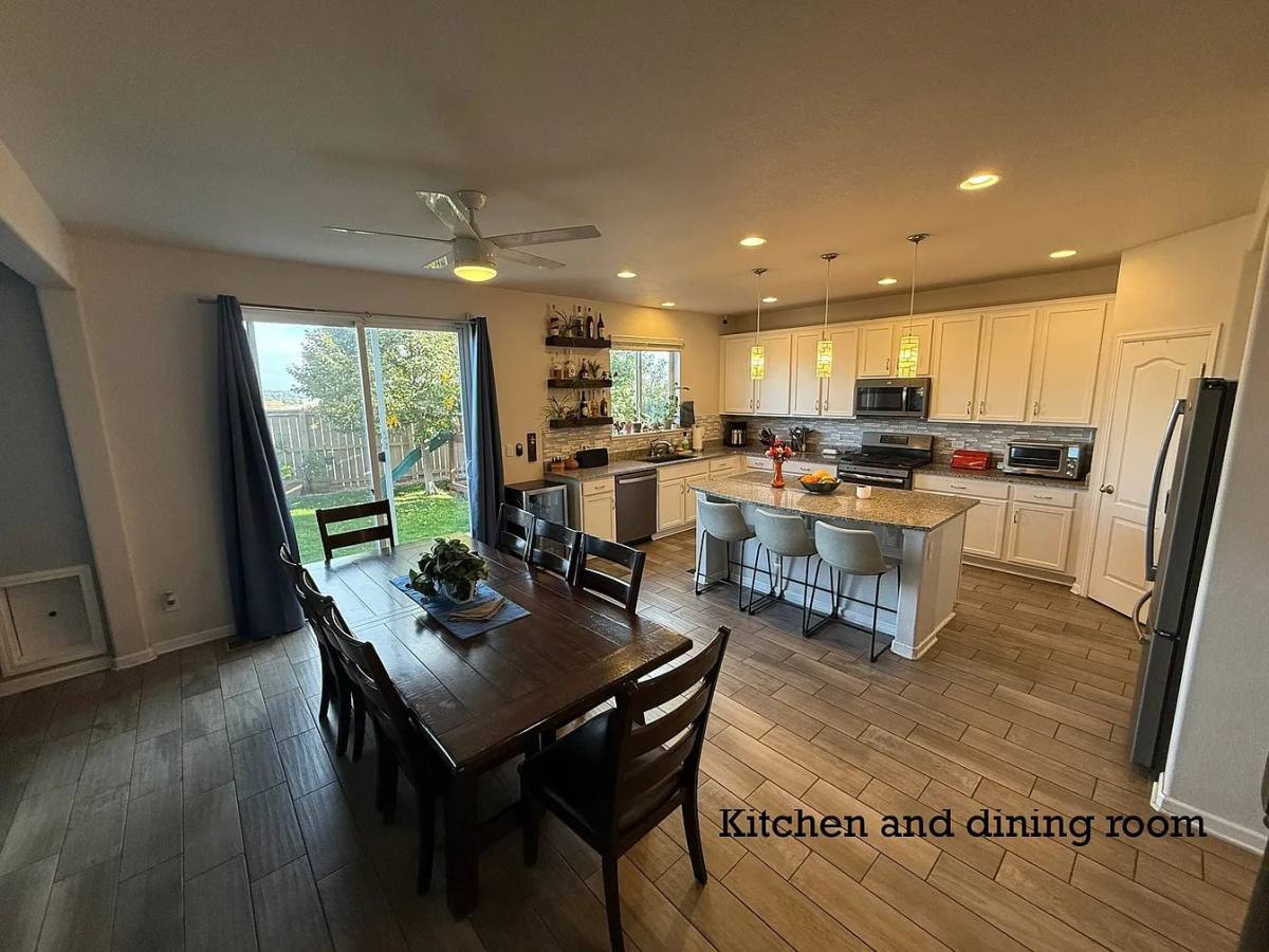 Apartment for rent at 9851 W Rice Ave, Littleton, CO 80123