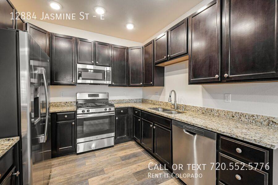 Townhouse for rent at 12884 Jasmine St E, Brighton, CO 80602