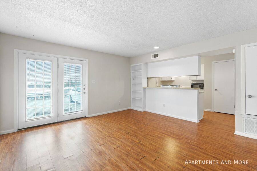 Apartment for rent at 1229 N Lbj #101, San Marcos, TX 78666