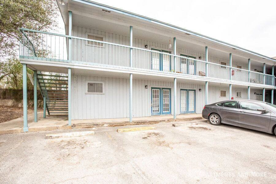 Apartment for rent at 1229 N Lbj #101, San Marcos, TX 78666