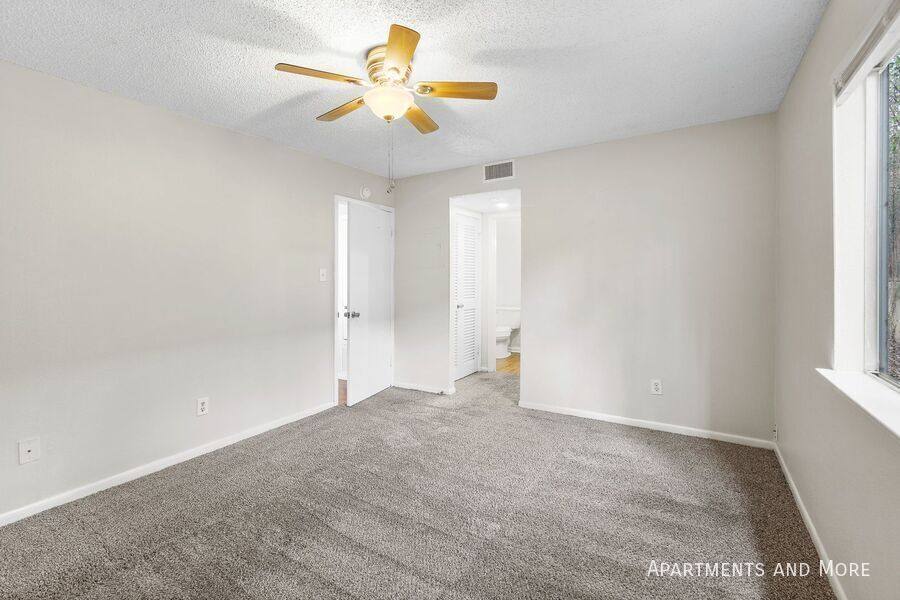 Apartment for rent at 1229 N Lbj #101, San Marcos, TX 78666