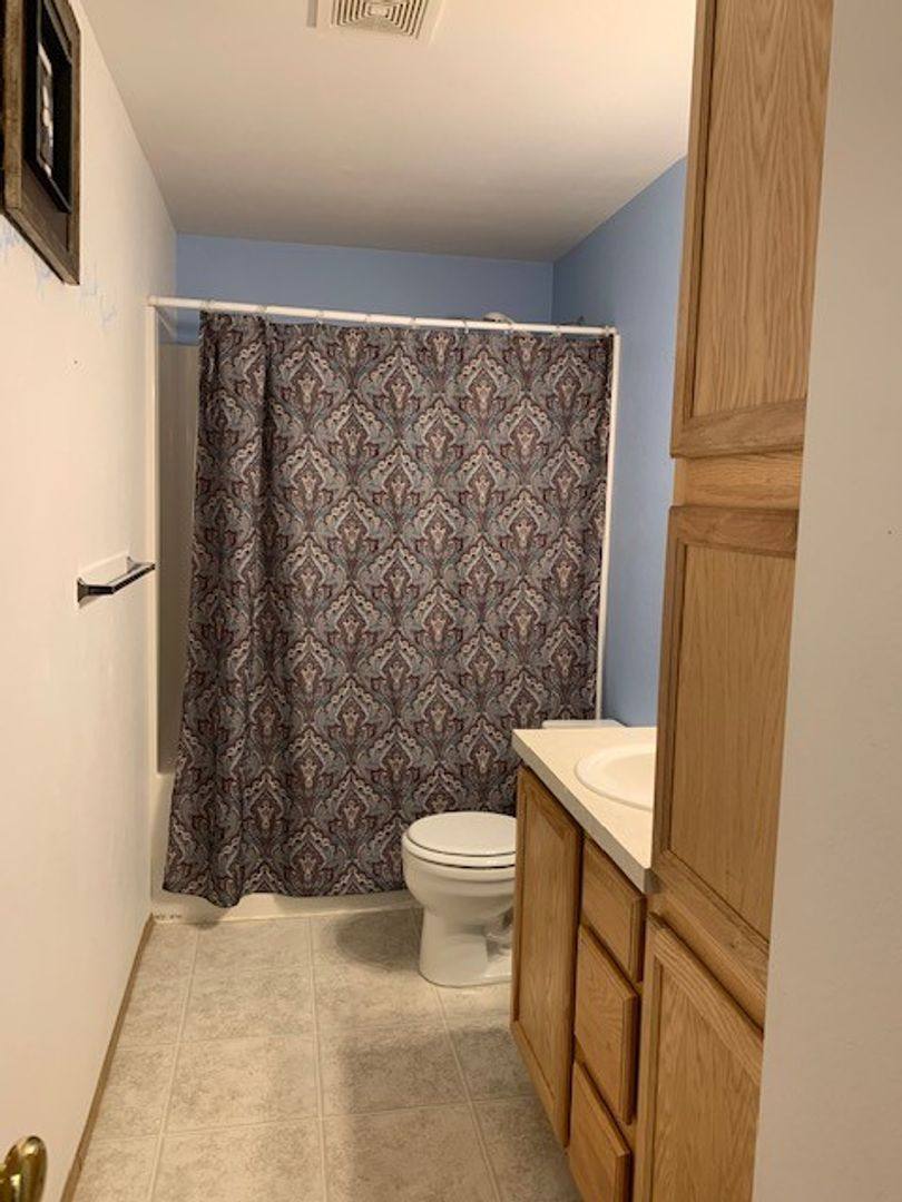 House for rent at 9952 Greenleaf Loop SE, Yelm, WA 98597