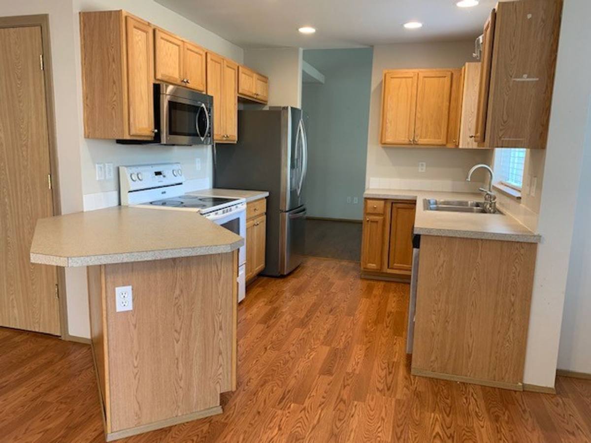 House for rent at 9952 Greenleaf Loop SE, Yelm, WA 98597