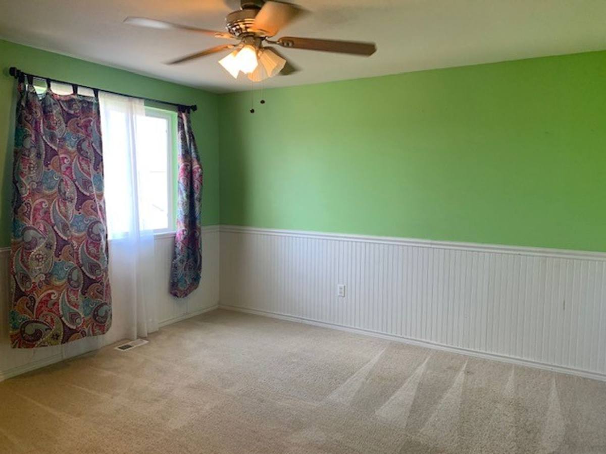 House for rent at 9952 Greenleaf Loop SE, Yelm, WA 98597