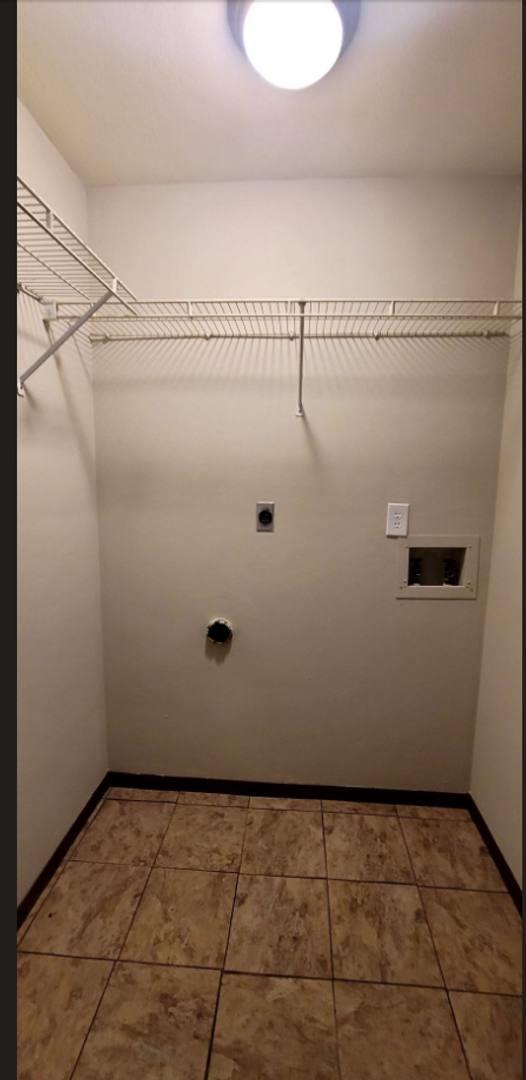 Townhouse for rent at 1300 Sanlor Ave, West Milton, OH 45383