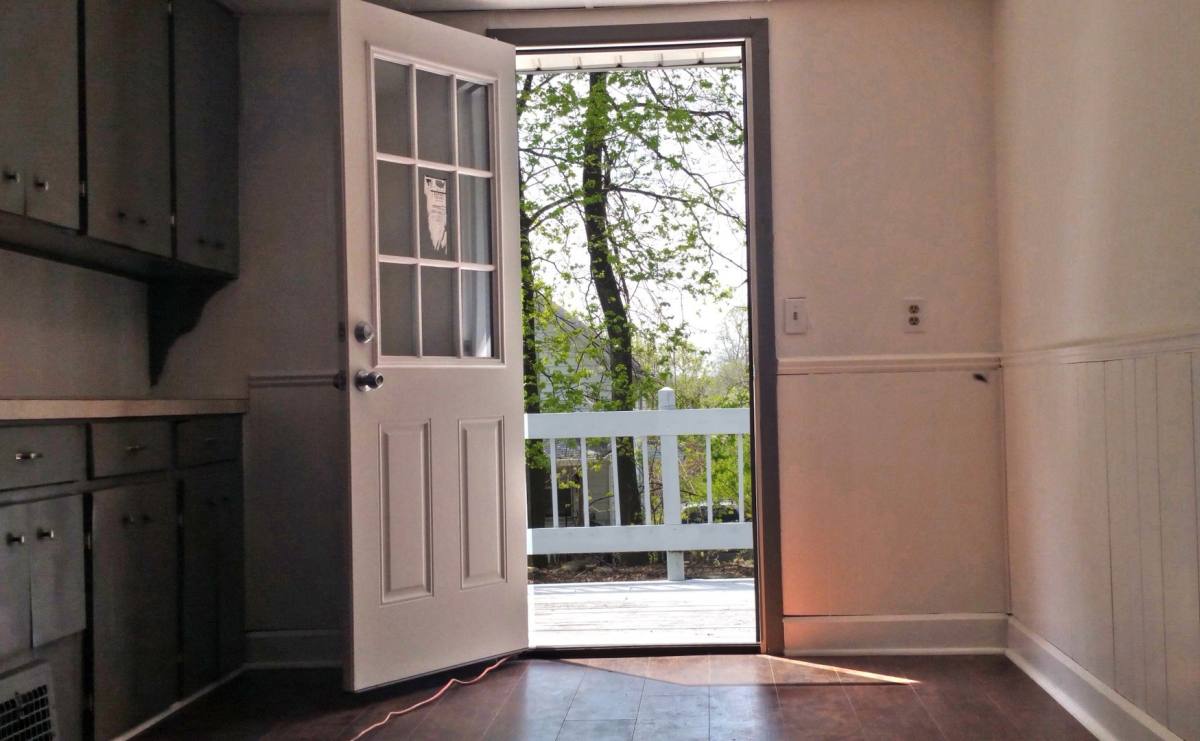 Apartment for rent at 500-502 Delmar Ave, Akron, OH 44310