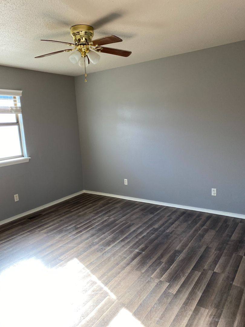 Apartment for rent at 514 W J St, Russellville, AR 72801