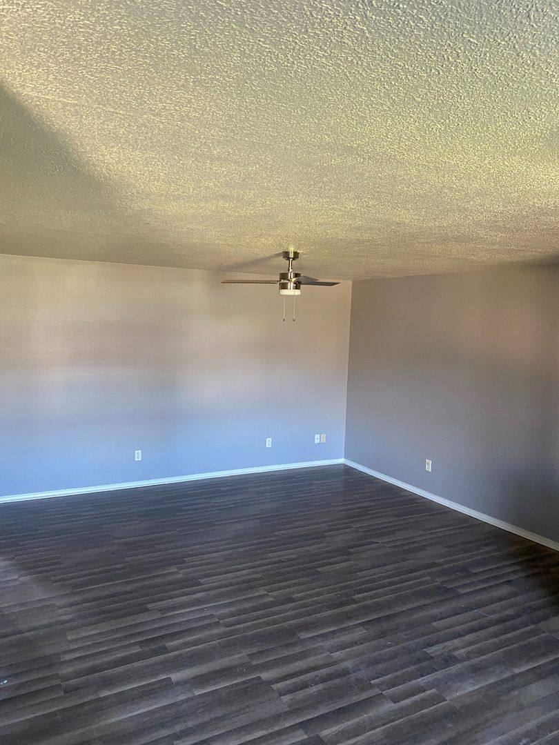 Apartment for rent at 514 W J St, Russellville, AR 72801