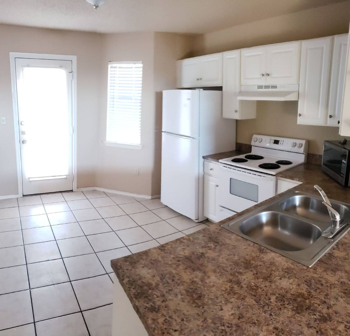 Apartment for rent at 5825 6th St #D, Lubbock, TX 79416