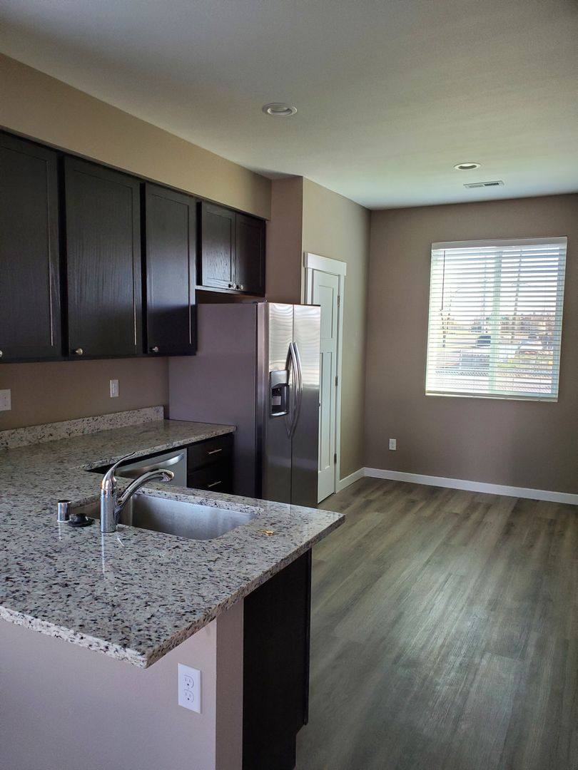 House for rent at 1004 W Kristine St, Moses Lake, WA 98837