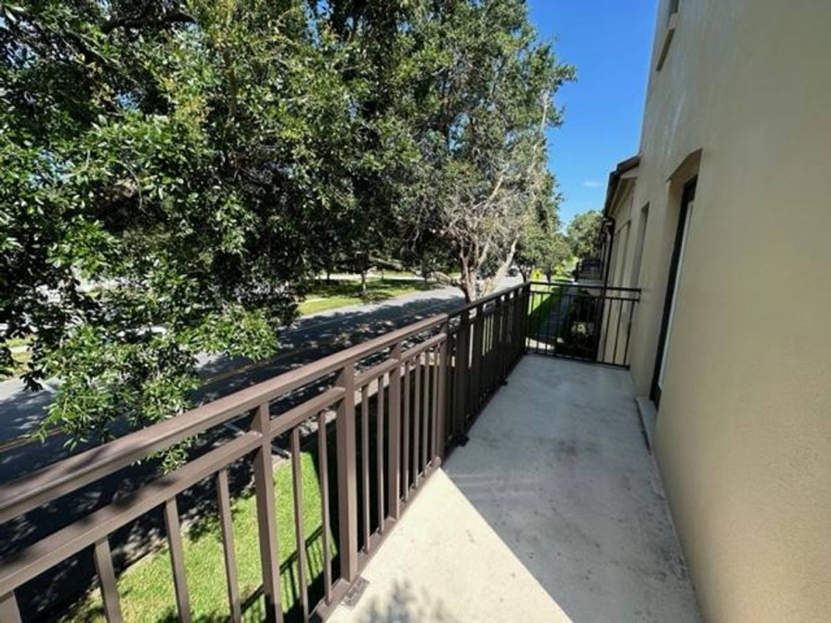 Condo for rent at 917 Waterside Lane, Kissimmee, FL 34747