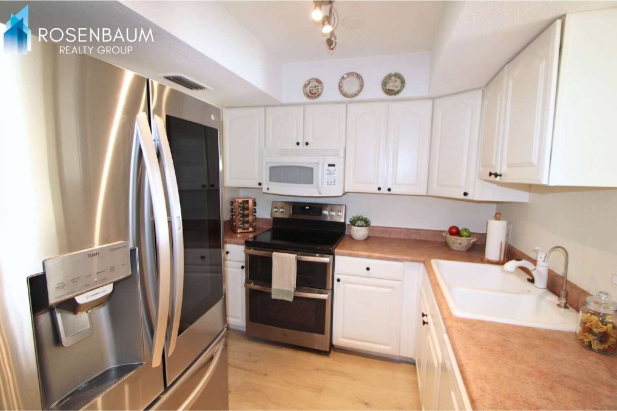 Townhouse for rent at 7921 E San Miguel Ave, Scottsdale, AZ 85250