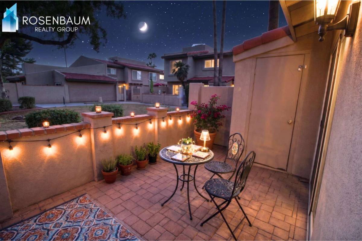 Townhouse for rent at 7921 E San Miguel Ave, Scottsdale, AZ 85250