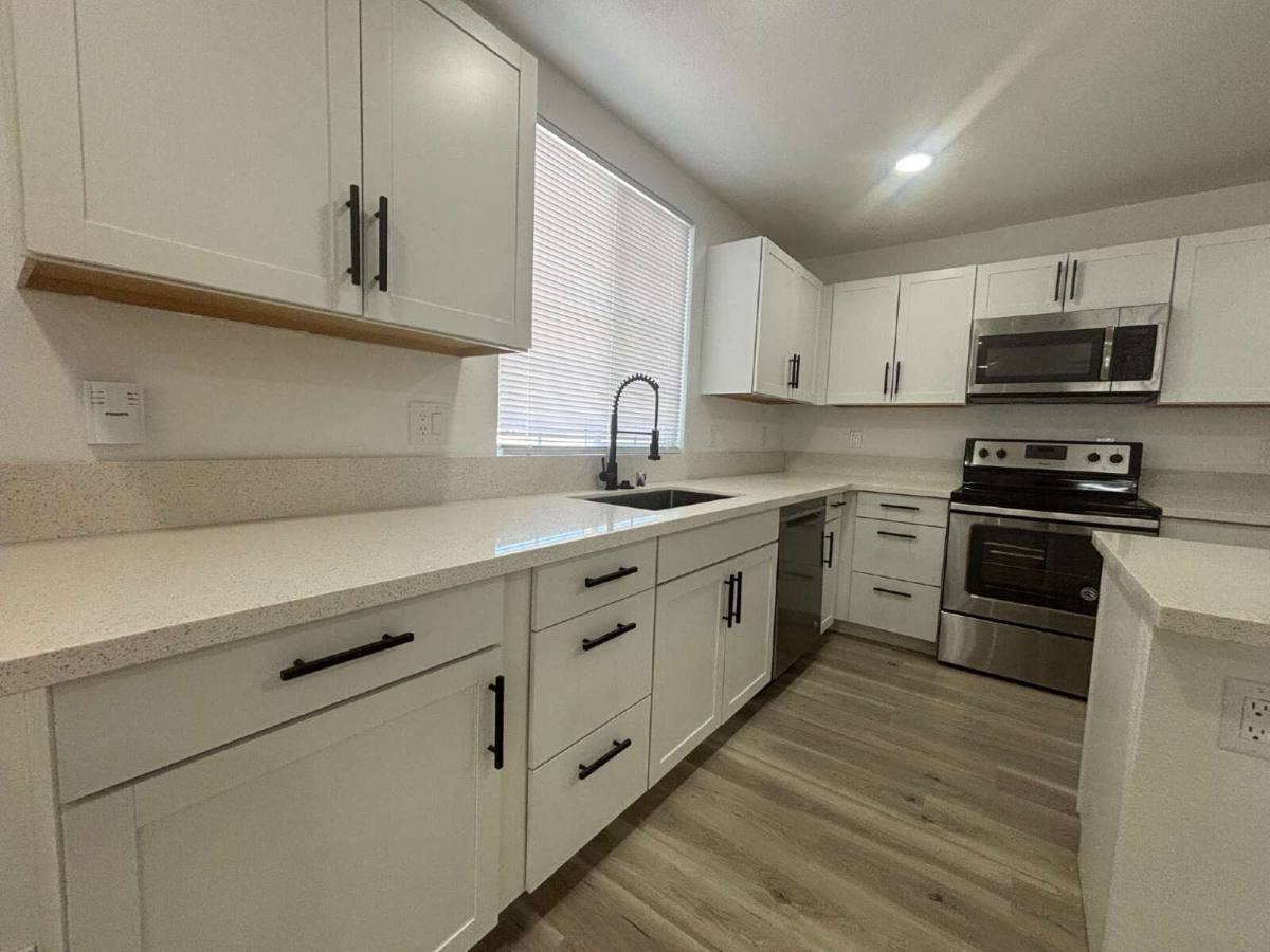 Apartment for rent at 724 N 9th St #3, Las Vegas, NV 89101