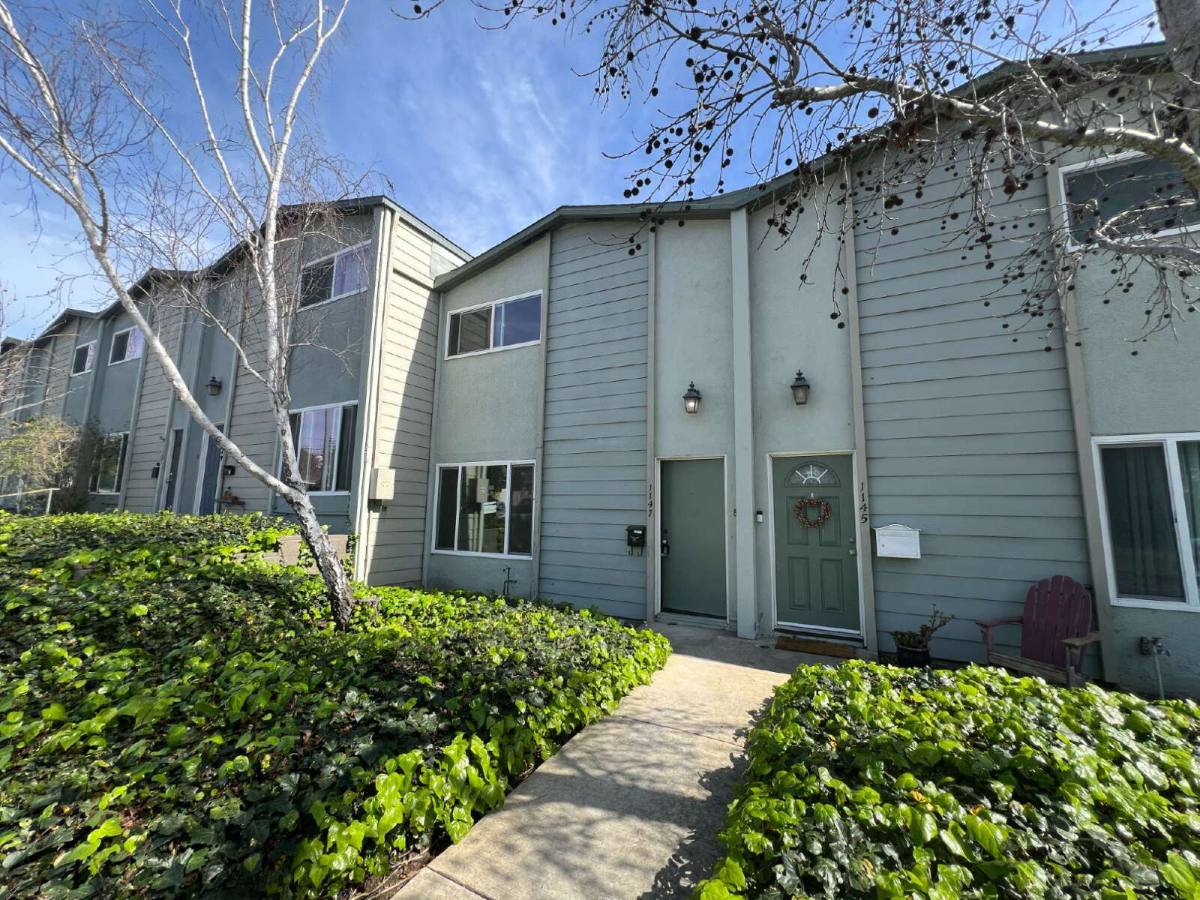 Condo for rent at 1147 Laurel Lane, San Luis Obispo, CA 93401