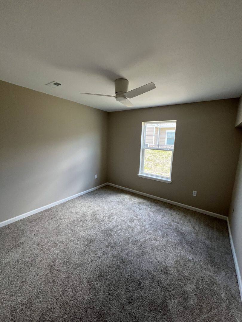 Apartment for rent at 1063 Anchor Ave, West Bend, WI 53095