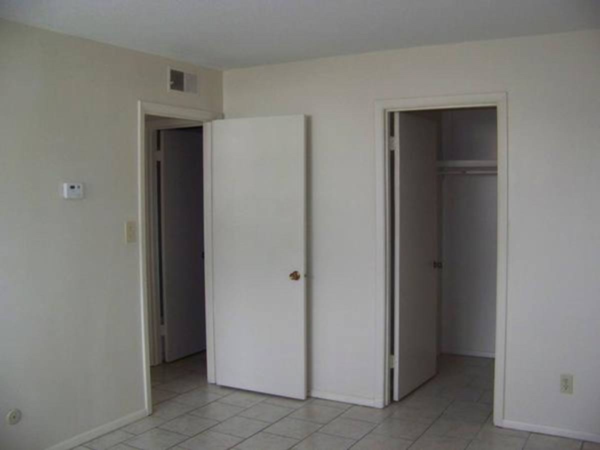 Apartment for rent at 621 E Bear Blvd, Springfield, MO 65806