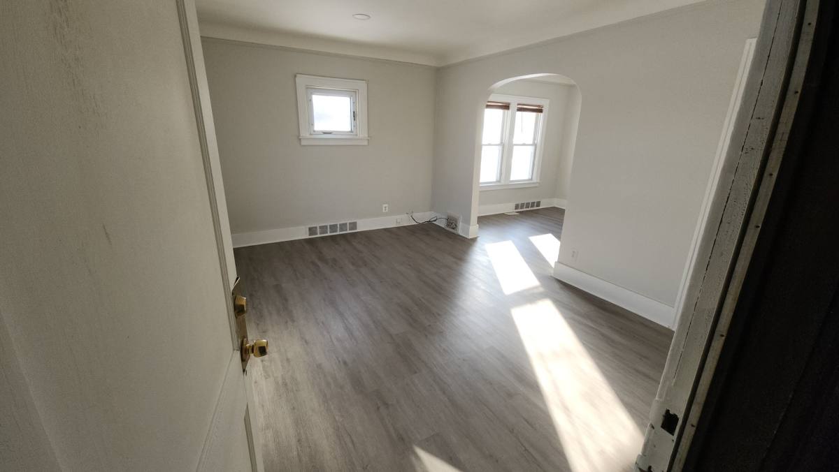 Apartment for rent at 7005 Orchard Ave, Dearborn, MI 48126