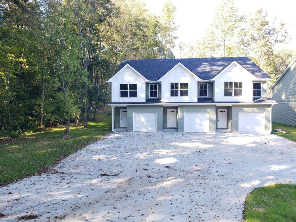 Townhouse for rent at 955 Center Rd, Clarksville, TN 37042