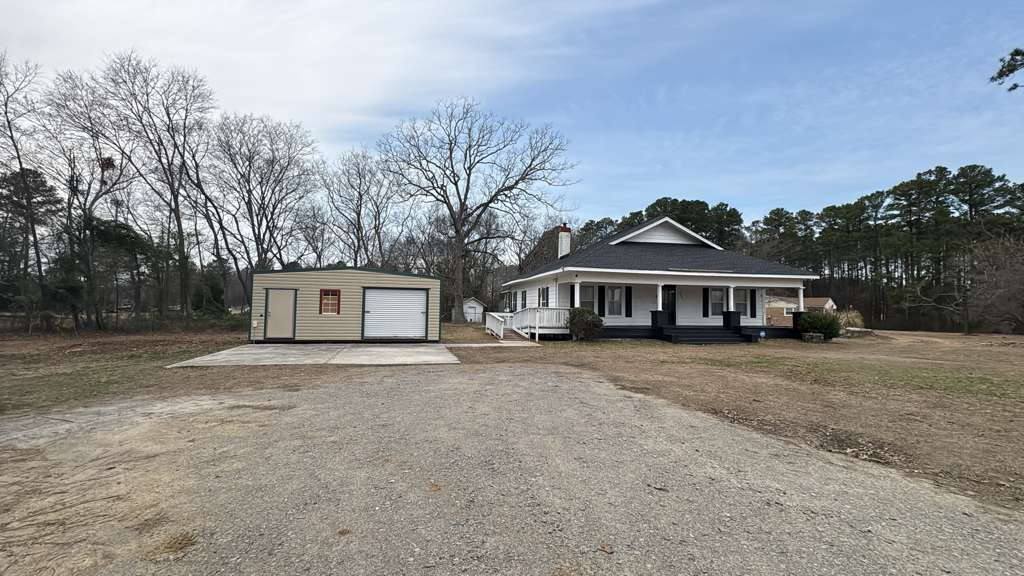 House for rent at 3174 Lindsay Rd, Raeford, NC 28376