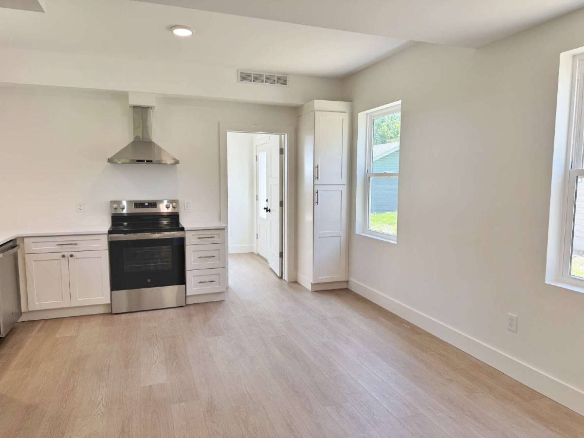 House for rent at 942 Alexander St, Saint Augustine, FL 32084