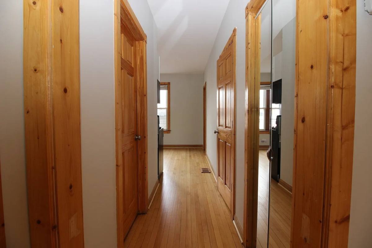 Apartment for rent at 3403 N Hamlin Ave #1, Chicago, IL 60618