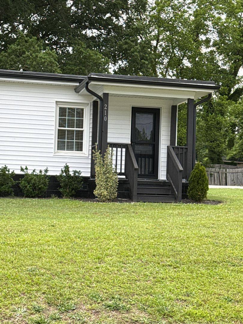 Apartment for rent at 210 Walnut St W, Wilson, NC 27893