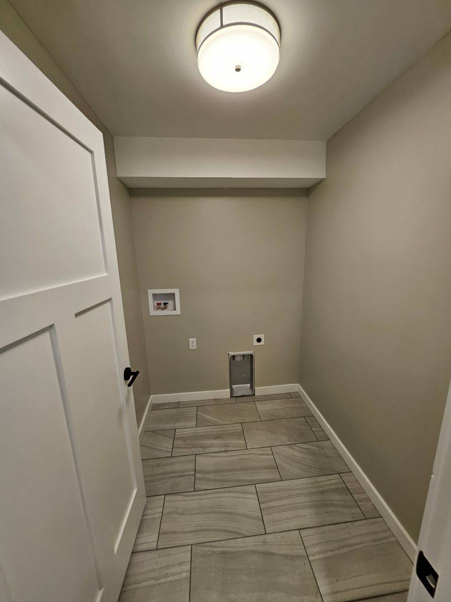 Apartment for rent at 4135 N Highway 41, Evansville, IN 47711