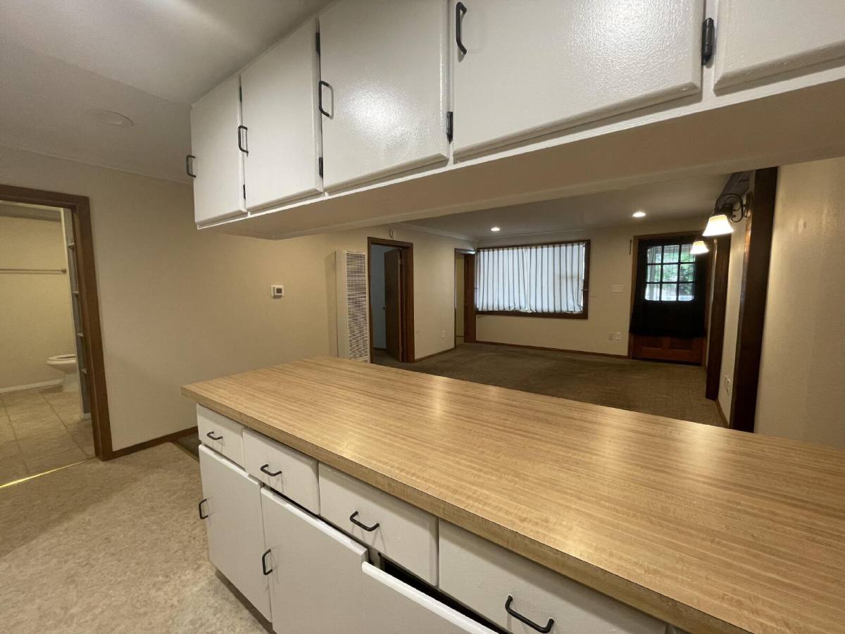 Apartment for rent at 736 Duclo Ave #B, Manitou Springs, CO 80829