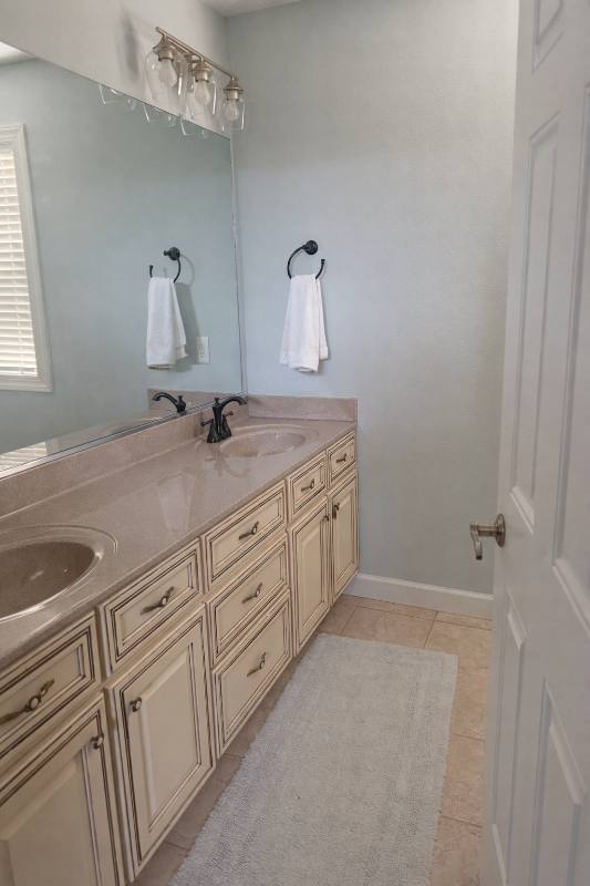 House for rent at 109 W Tateway St, Kitty Hawk, NC 27949