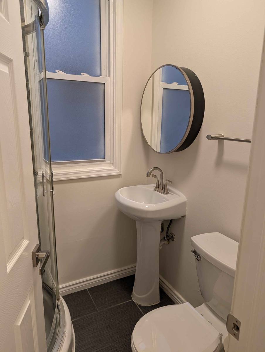 Apartment for rent at 2302 N Hamlin Ave #1, Chicago, IL 60647