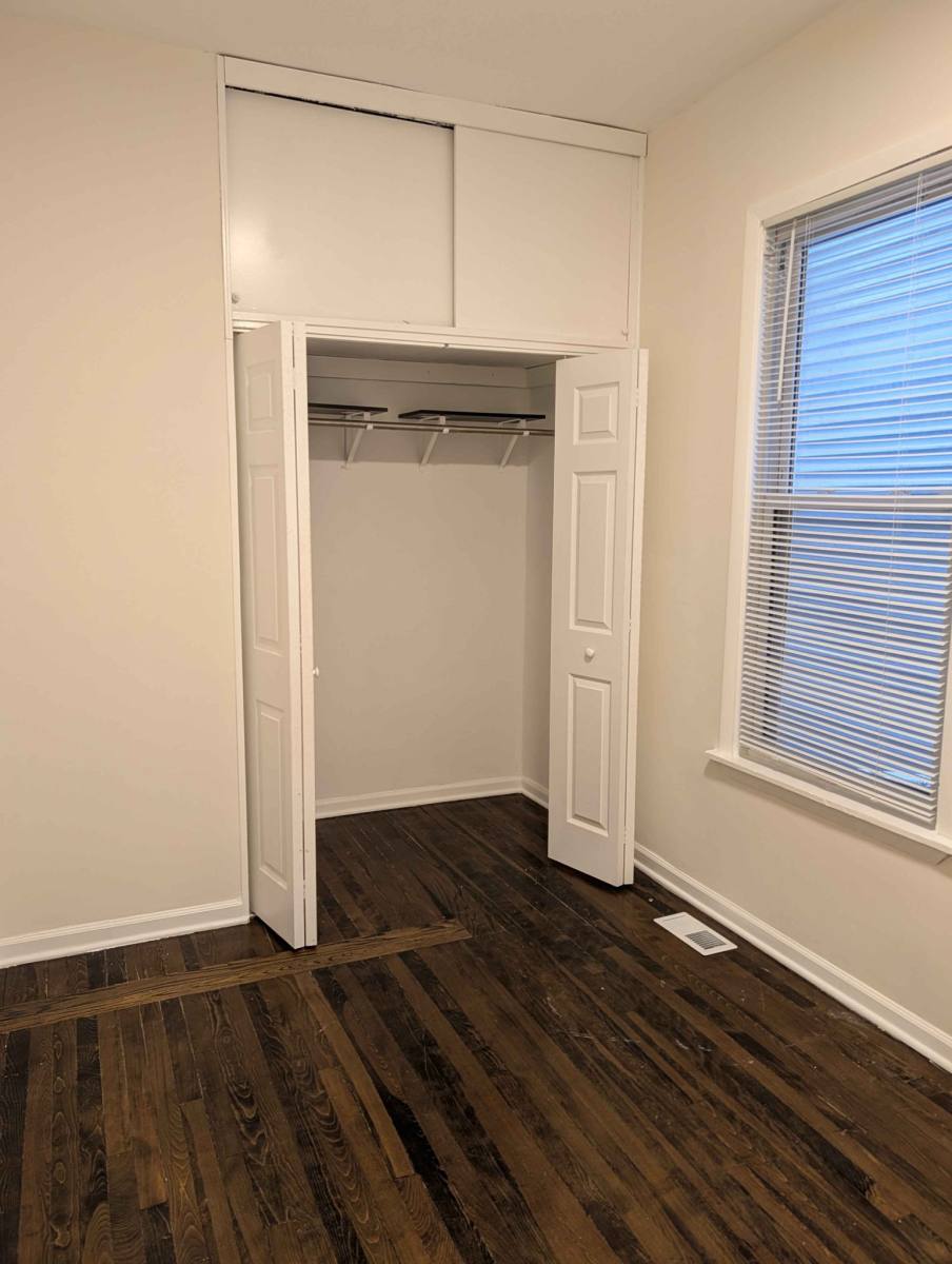 Apartment for rent at 2302 N Hamlin Ave #1, Chicago, IL 60647