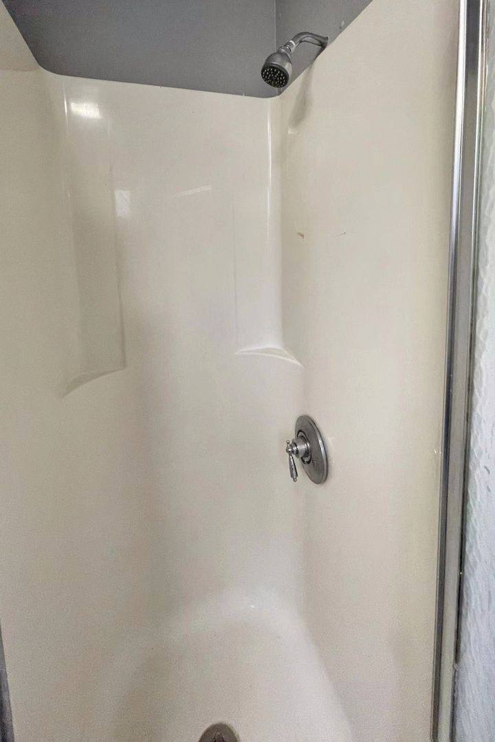 Apartment for rent at 27 Loring St, Springfield, MA 01108