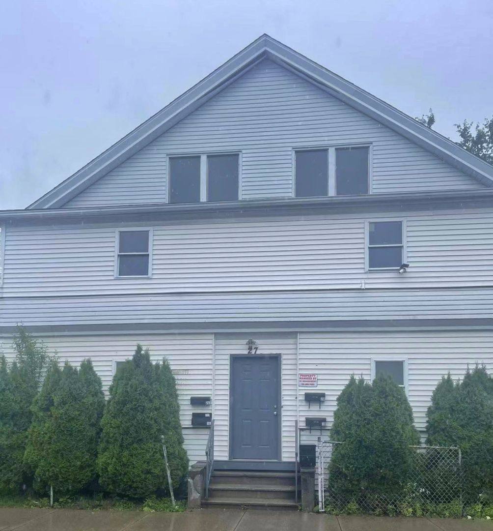 Apartment for rent at 27 Loring St, Springfield, MA 01108