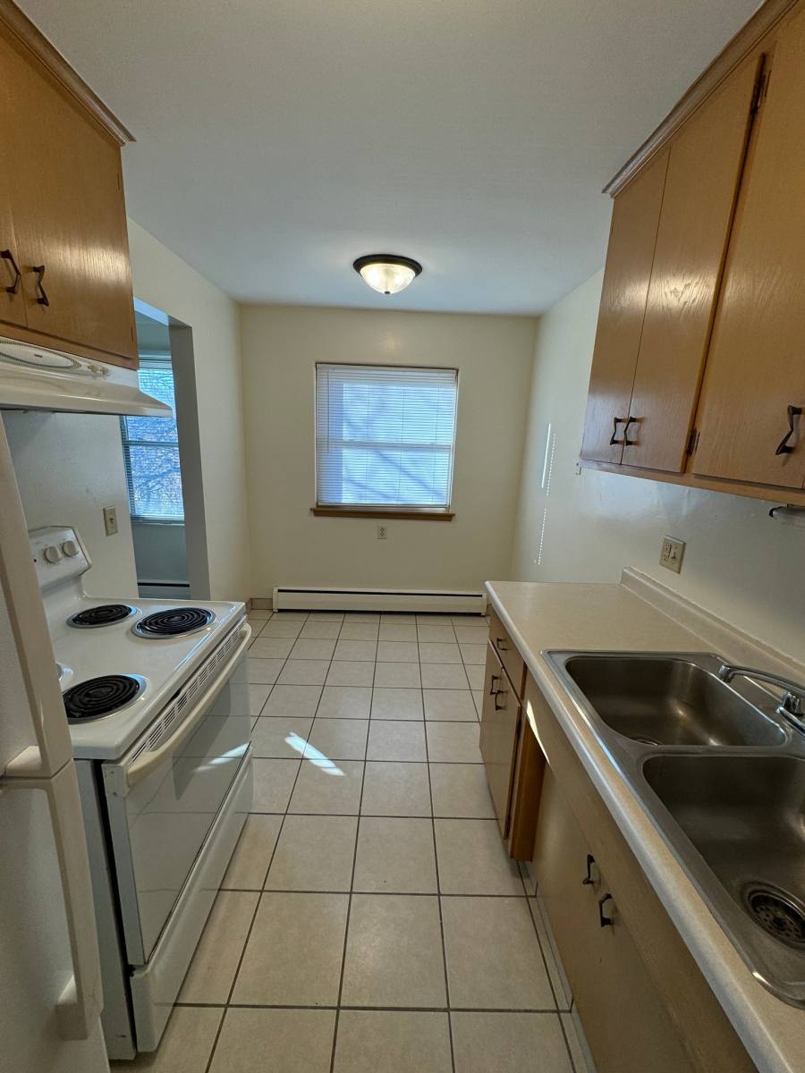 Apartment for rent at 1161 St Clair Ave #18, Saint Paul, MN 55105