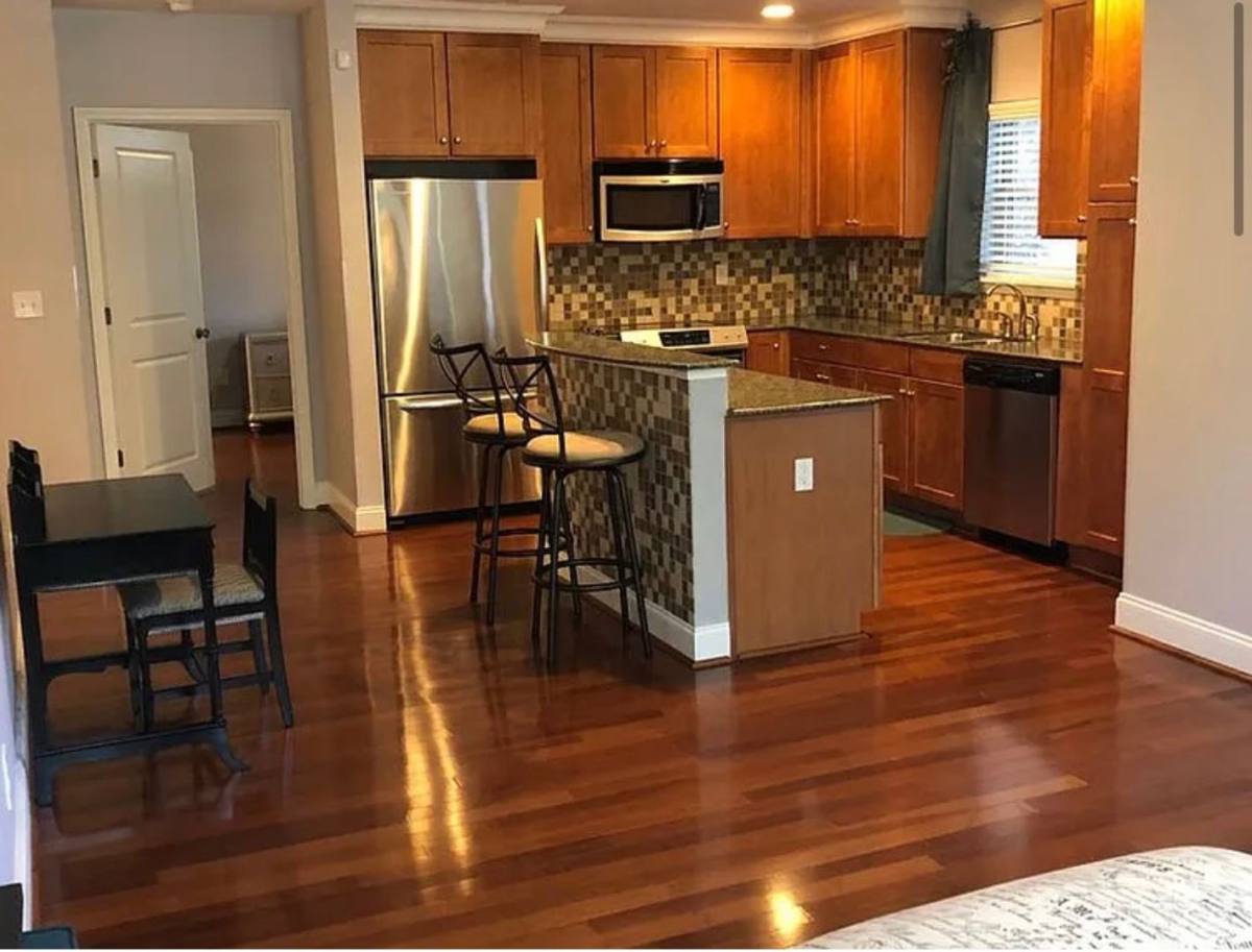 Apartment for rent at 601 Main St, Columbia, SC 29201