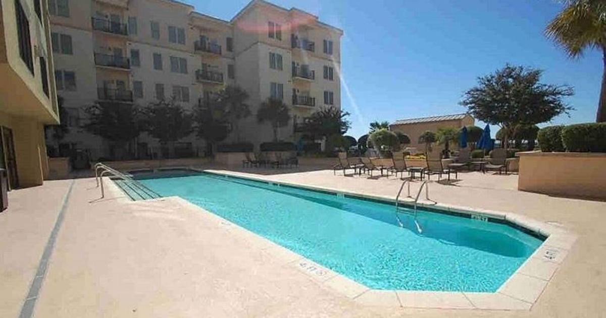 Apartment for rent at 601 Main St, Columbia, SC 29201