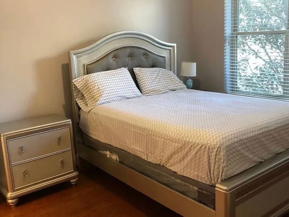 Apartment for rent at 601 Main St, Columbia, SC 29201