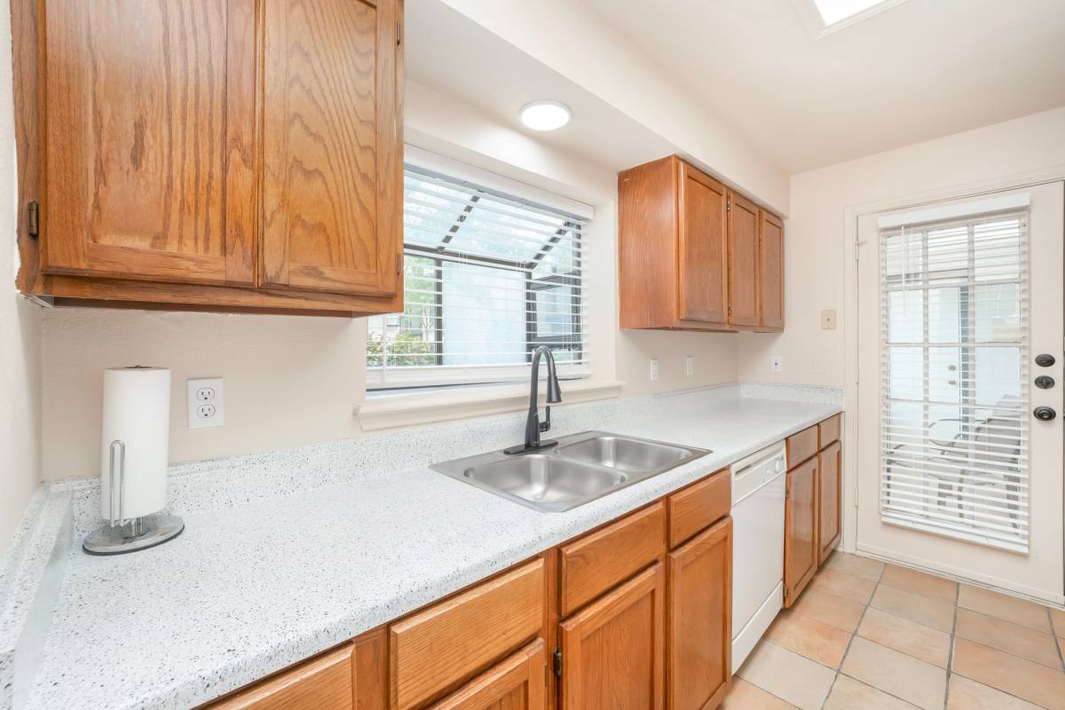 Apartment for rent at 11903 Parliament #211, San Antonio, TX 78216
