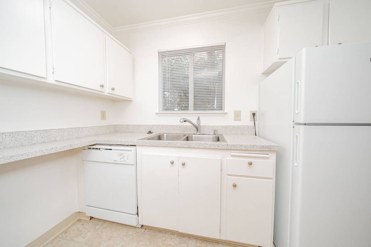 Apartment for rent at 4230 San Pablo Dam Rd, El Sobrante, CA 94803