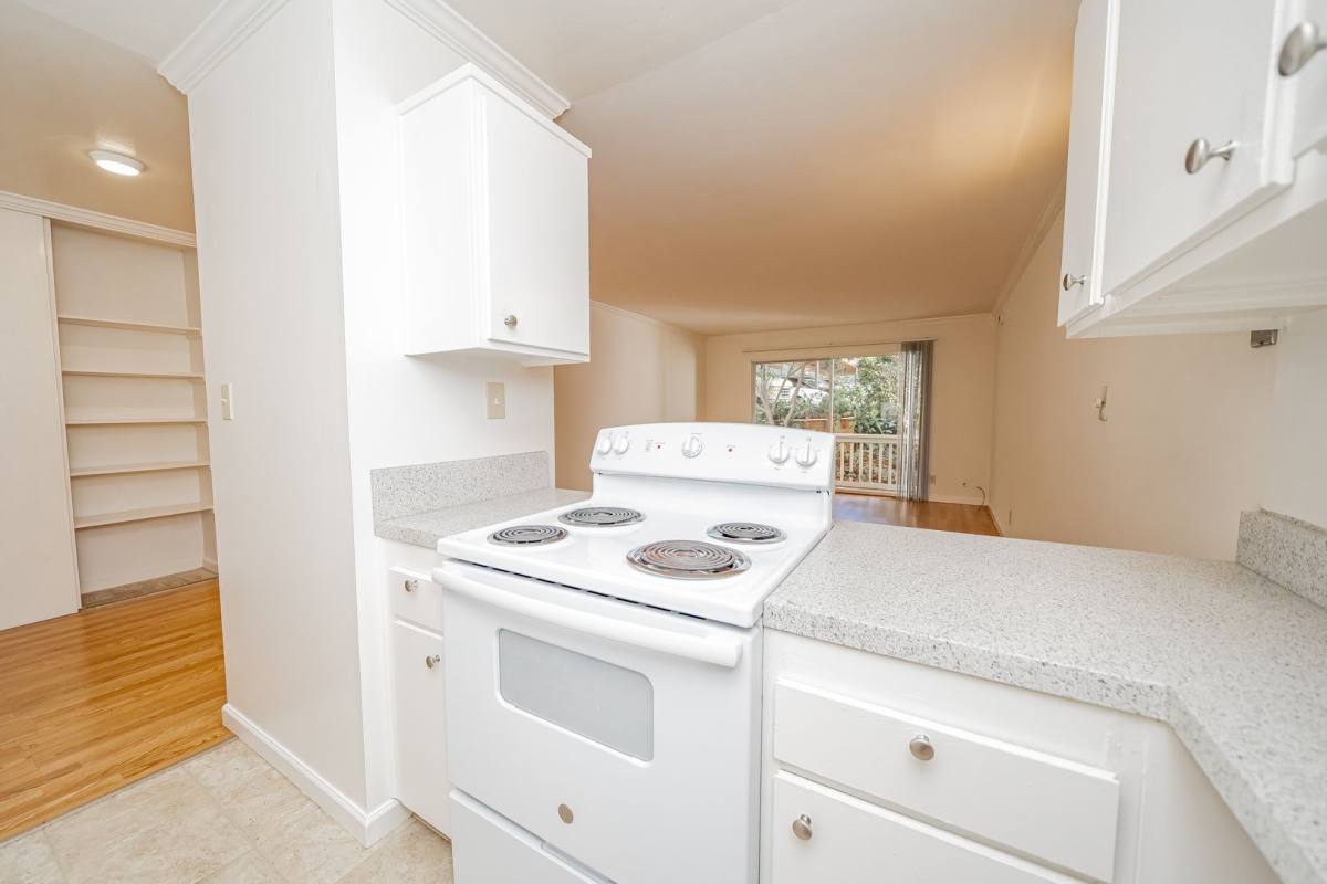 Apartment for rent at 4230 San Pablo Dam Rd, El Sobrante, CA 94803