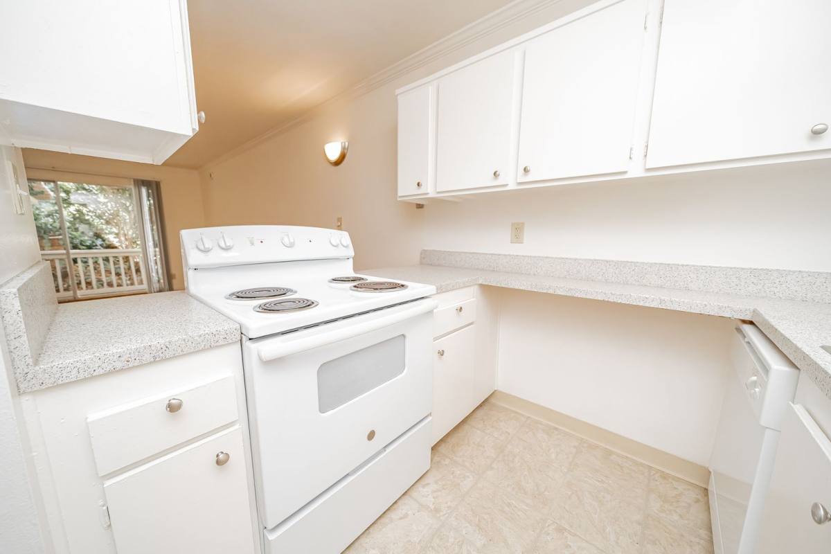 Apartment for rent at 4230 San Pablo Dam Rd, El Sobrante, CA 94803